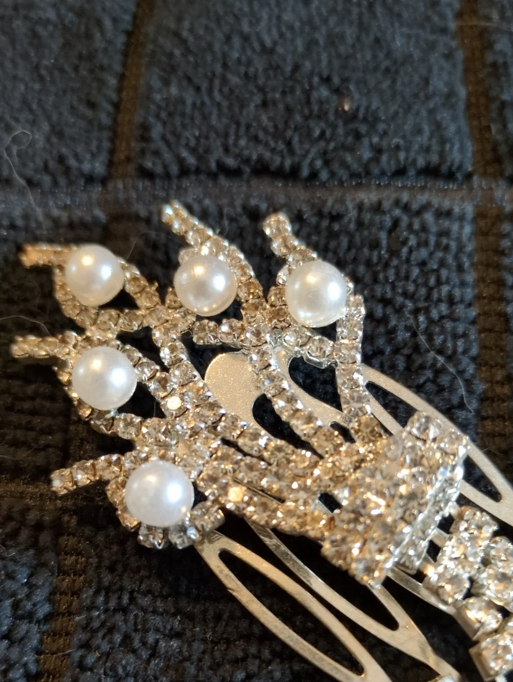 Bridal Crystal and Pearl Hair Comb - Silver Tone